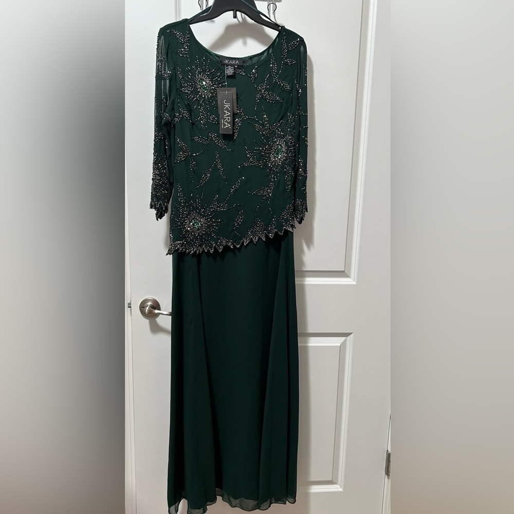 🛑SOLD🛑 J Kara women’s long beaded formal dress - NWT Size 10 - Picture 3 of 14
